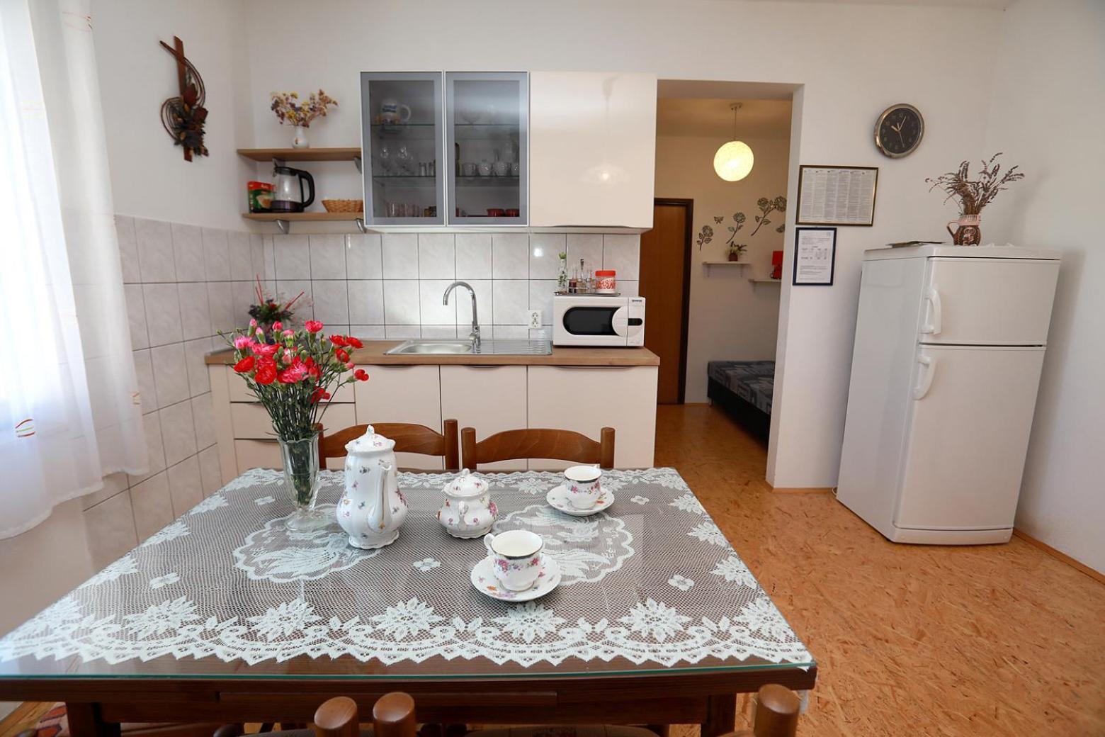 Apartments Irena Трогир Екстериор снимка