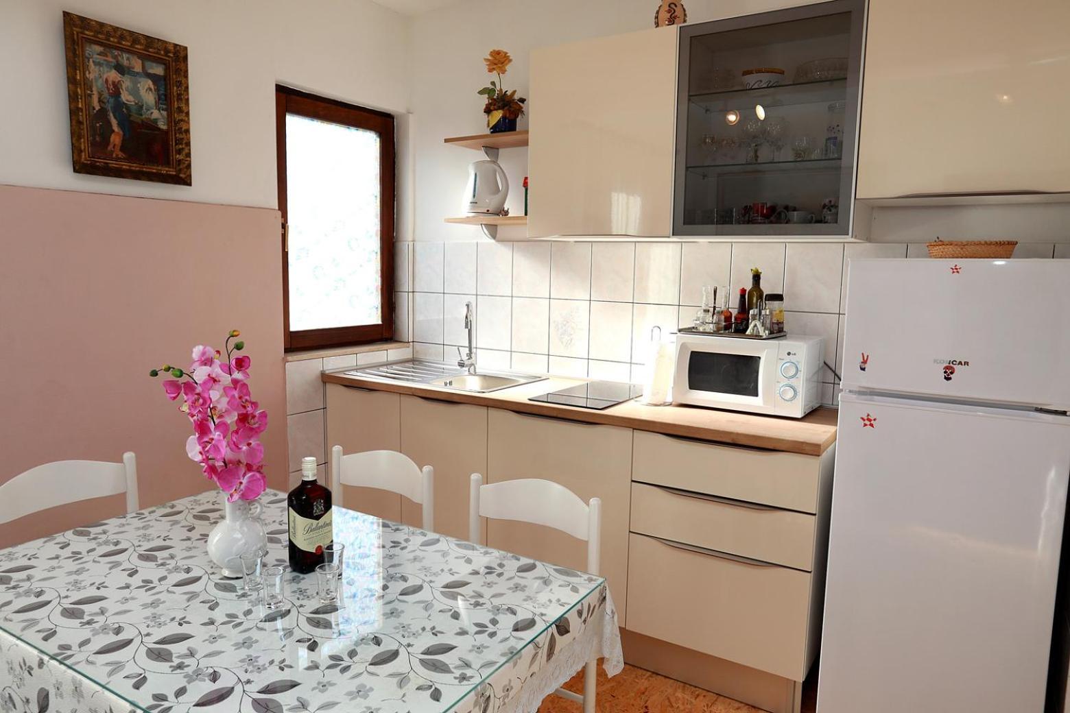 Apartments Irena Трогир Екстериор снимка